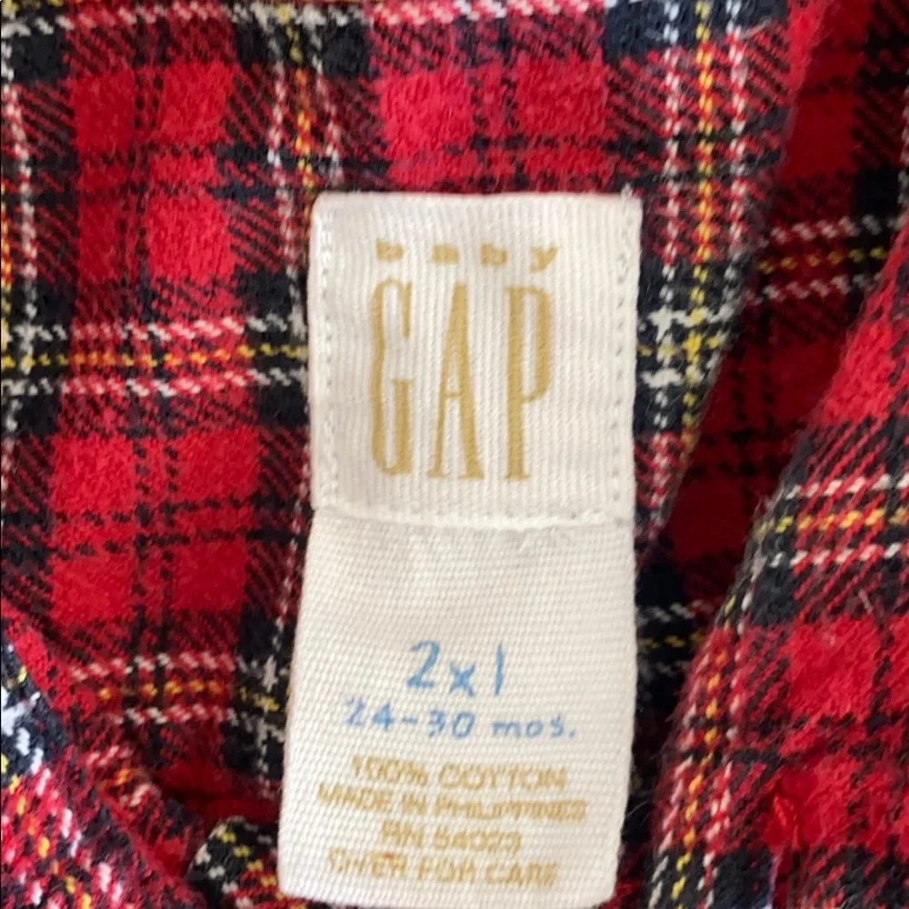 Baby Gap red flannel shirt. Size 24-30 months.